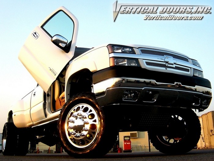 CHEVROLET FULL SIZE TRUCK 1999-2006 VERTICAL LAMBO DOORS