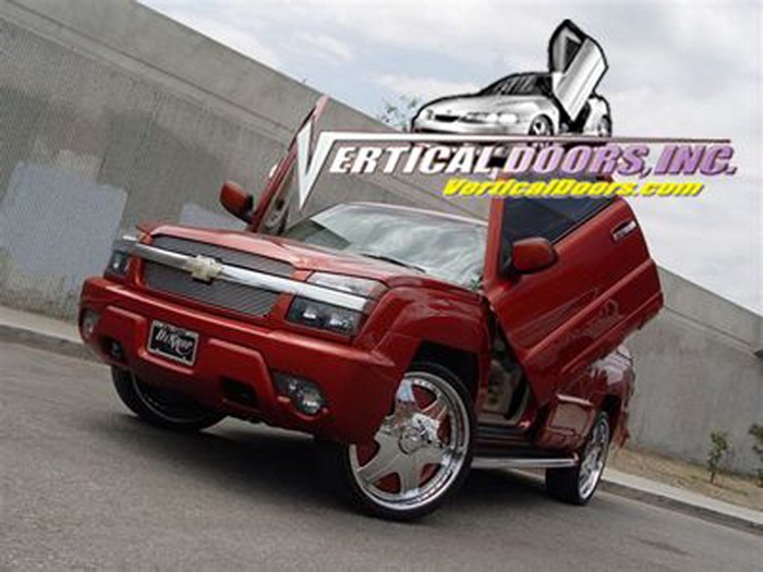 CHEVROLET AVALANCHE 2003-2006 VERTICAL LAMBO DOORS