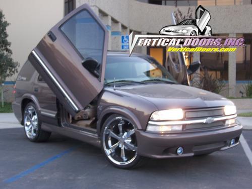 CHEVROLET BLAZER 1995-2005 VERTICAL LAMBO DOORS