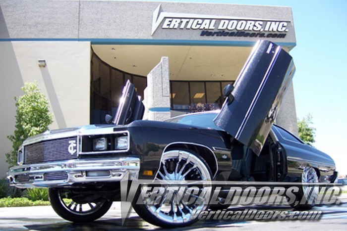 Chevrolet Impala 1971-1976 Vertical Lambo Doors