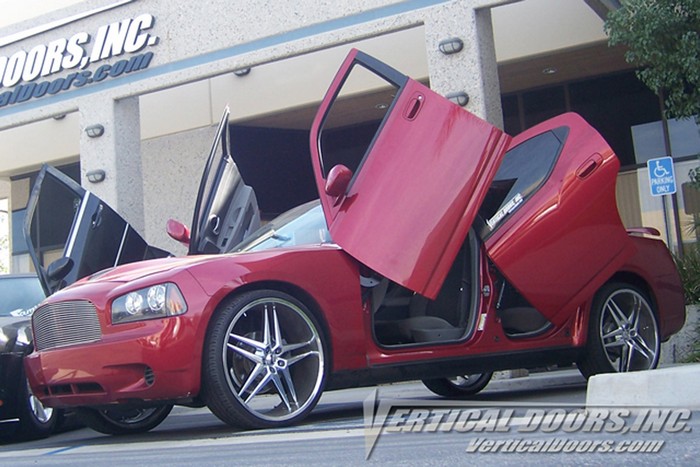 Dodge Charger 2005-2010 Rear Vertical Lambo Doors