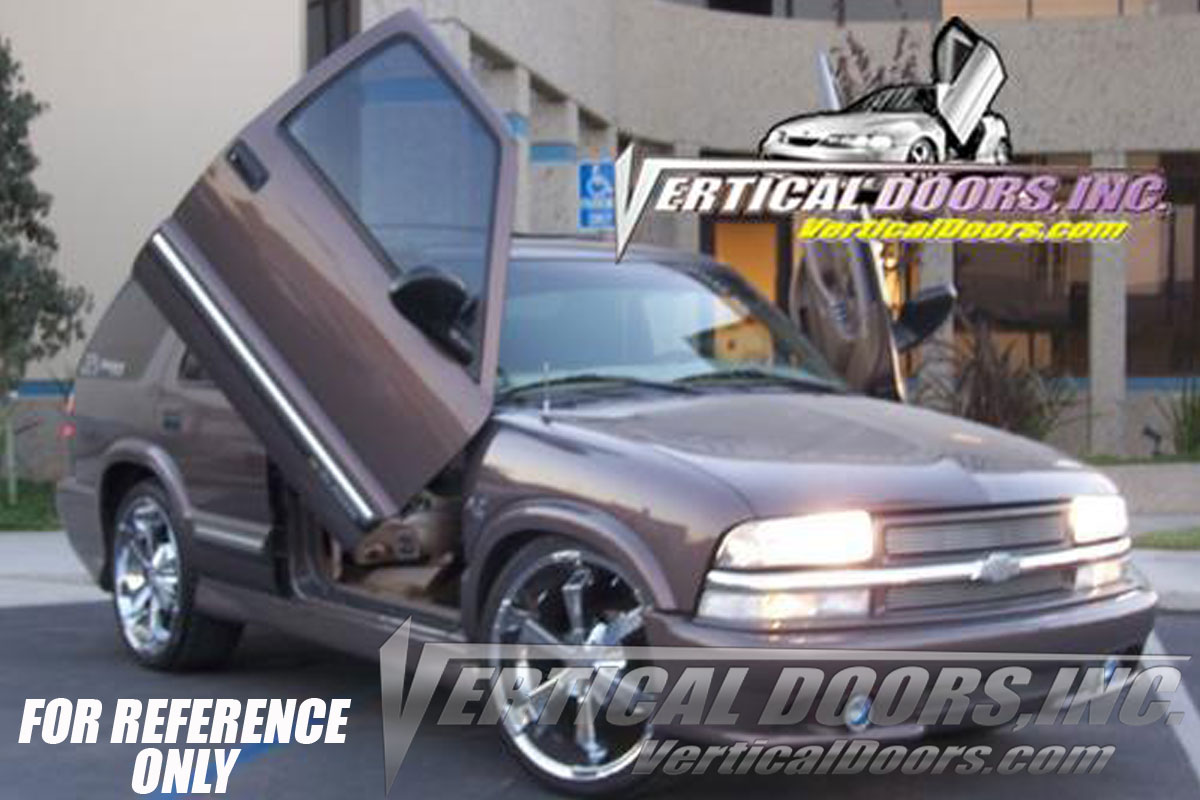 GMC JIMMY 1995-2006 4DR VERTICAL LAMBO DOORS