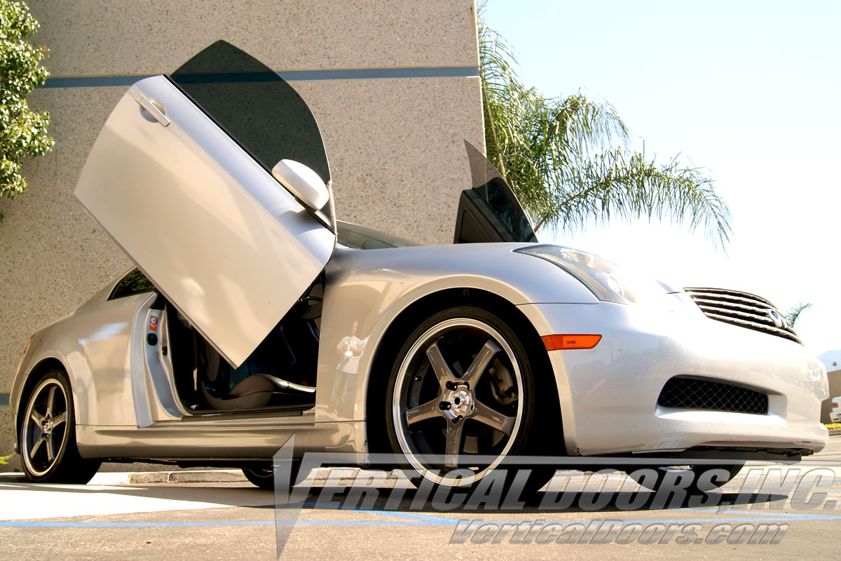 Infiniti G35 Coupe 2003-2007 2DR Vertical Lambo Doors