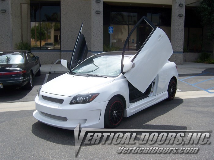 Scion tC 2005-2010 Vertical Lambo Doors