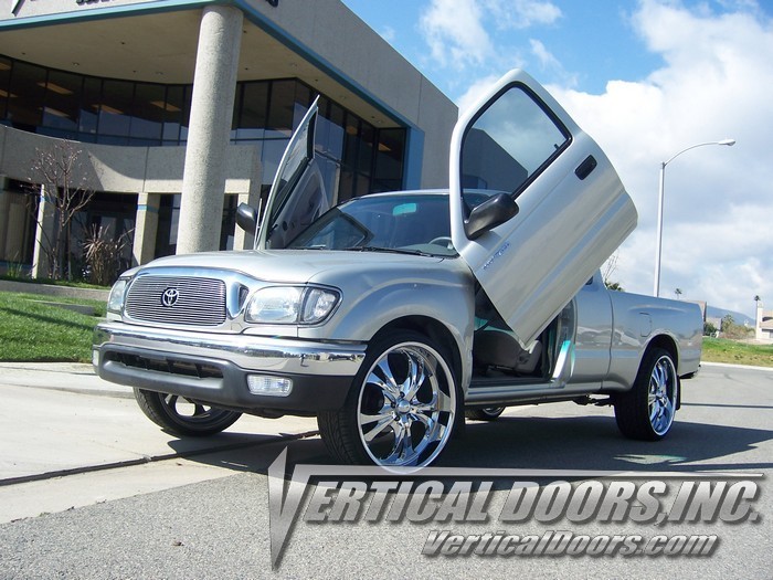Toyota Tacoma Truck 1995-2004 Vertical Lambo Doors