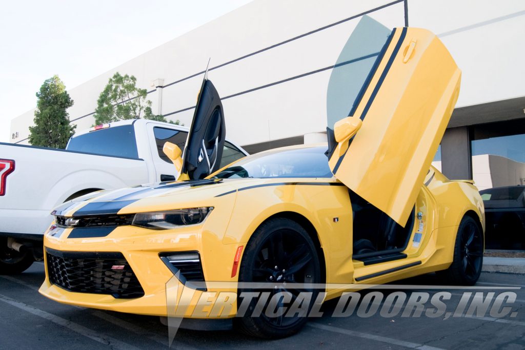 thumbnail image 2 of Bolt-On Lambo Door Hinge Kit For 2010-2022 Chevrolet Camaro 2 of 4