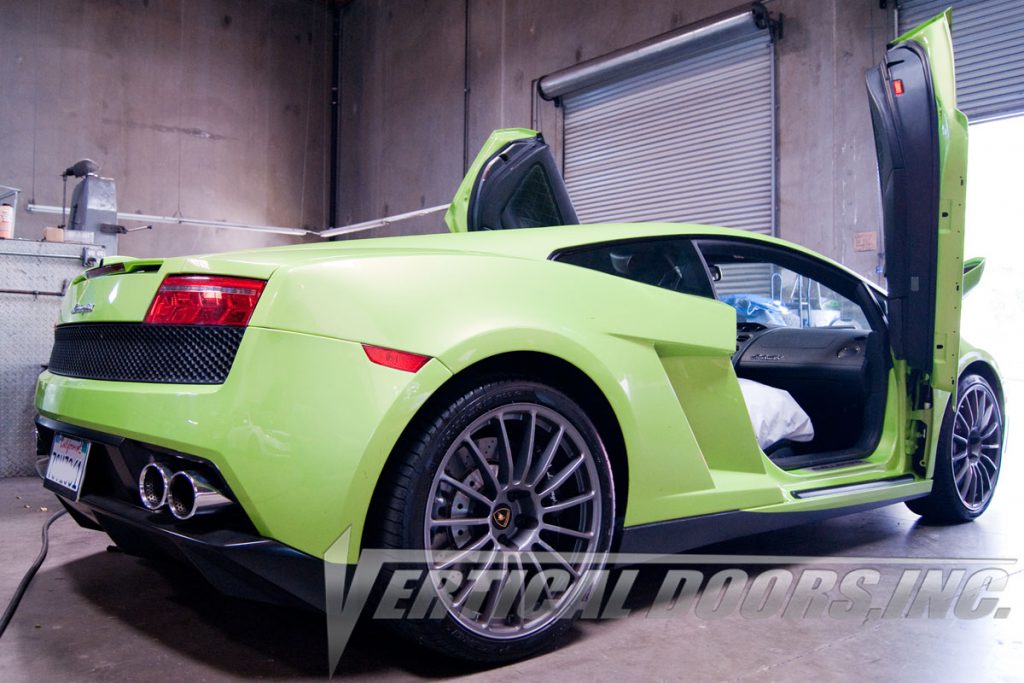 GALLARDO 20032014 VERTICAL LAMBO DOORS Vertical Lambo Doors