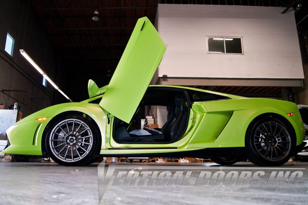 GALLARDO 20032014 VERTICAL LAMBO DOORS Vertical Lambo Doors