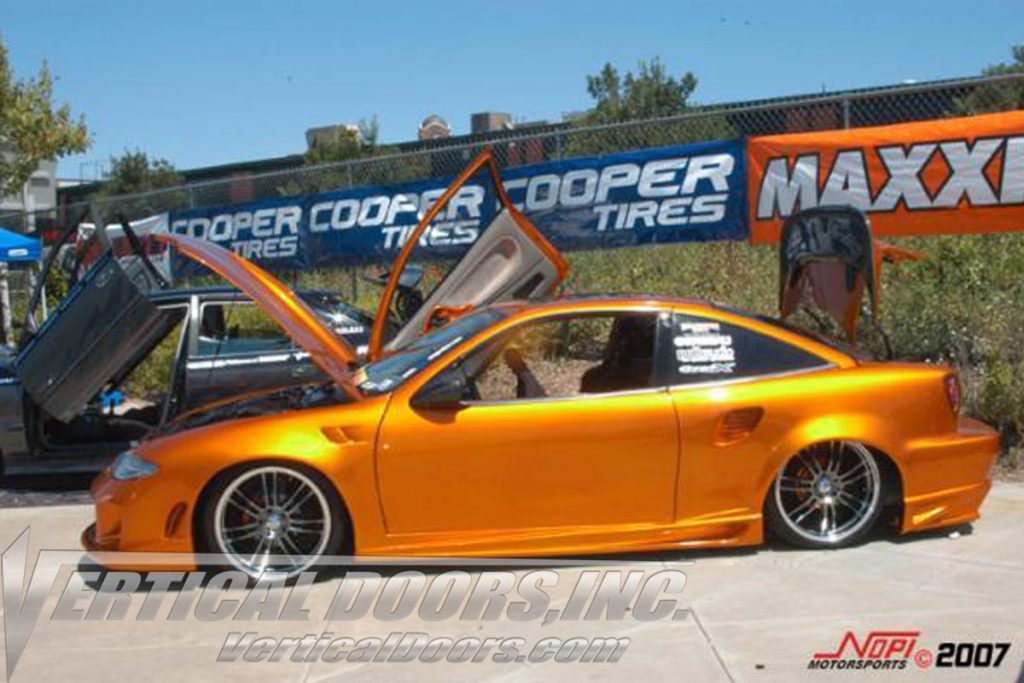 MITSUBISHI ECLIPSE 1995-1999 VERTICAL LAMBO DOORS | Vertical Lambo Doors